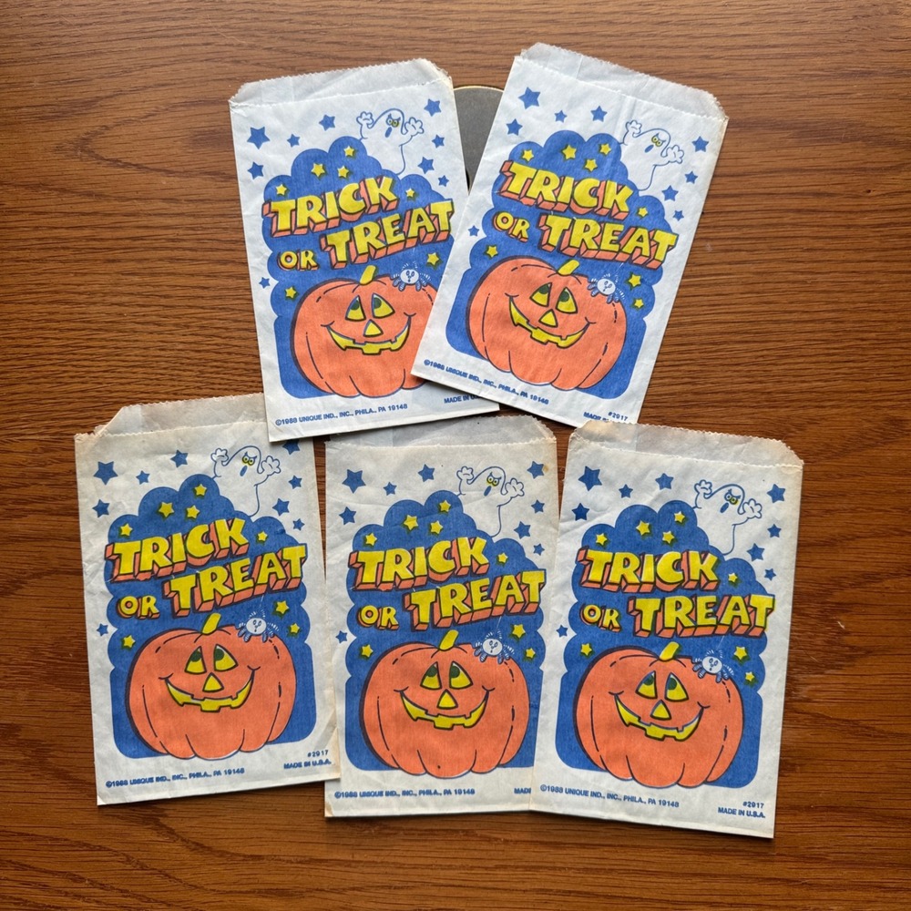 Vintage 1988 Unique Industries Trick or Treat Halloween Paper Bags Set of 5‎